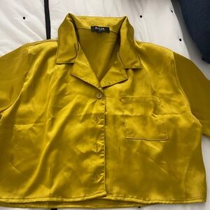 Satin short sleeve top